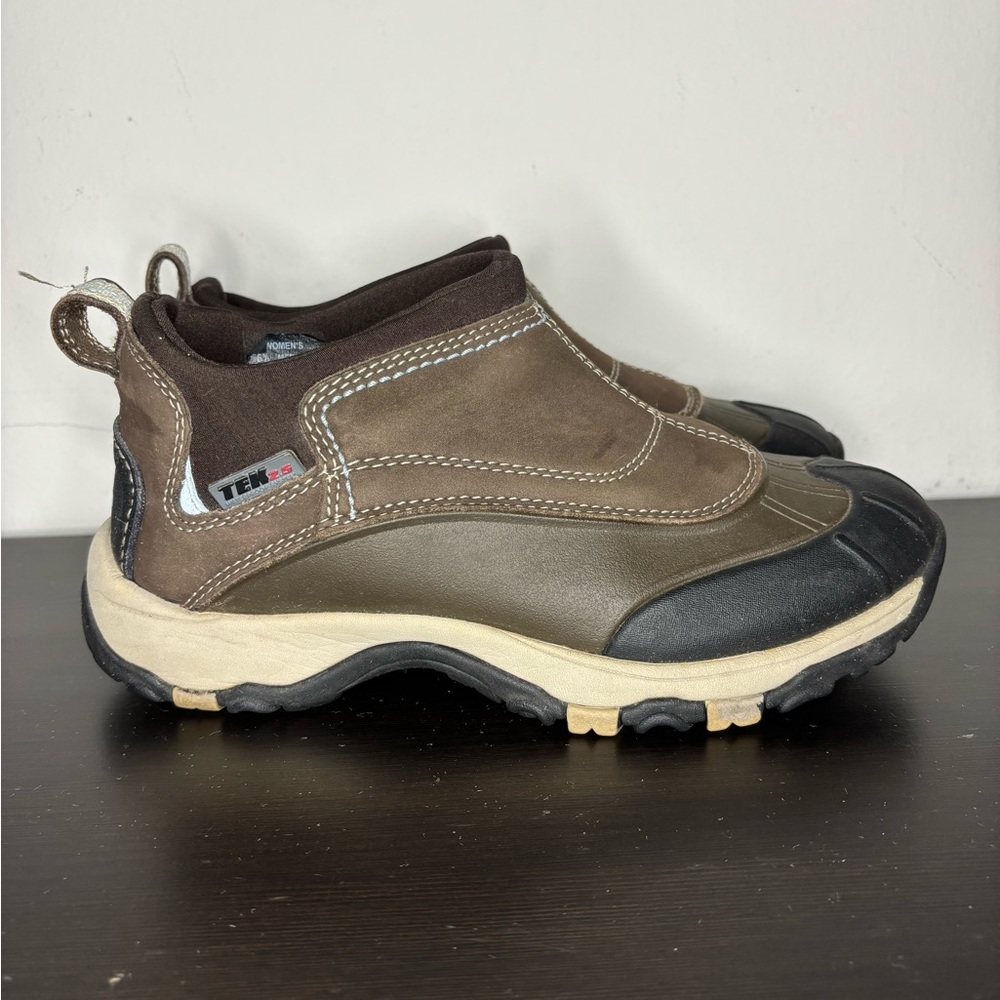 L.L. Bean women’s slip ins